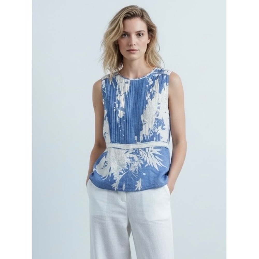 🌴 T Tahari Blouse Panama Blue Floral Pleated Sleeveless Top Large